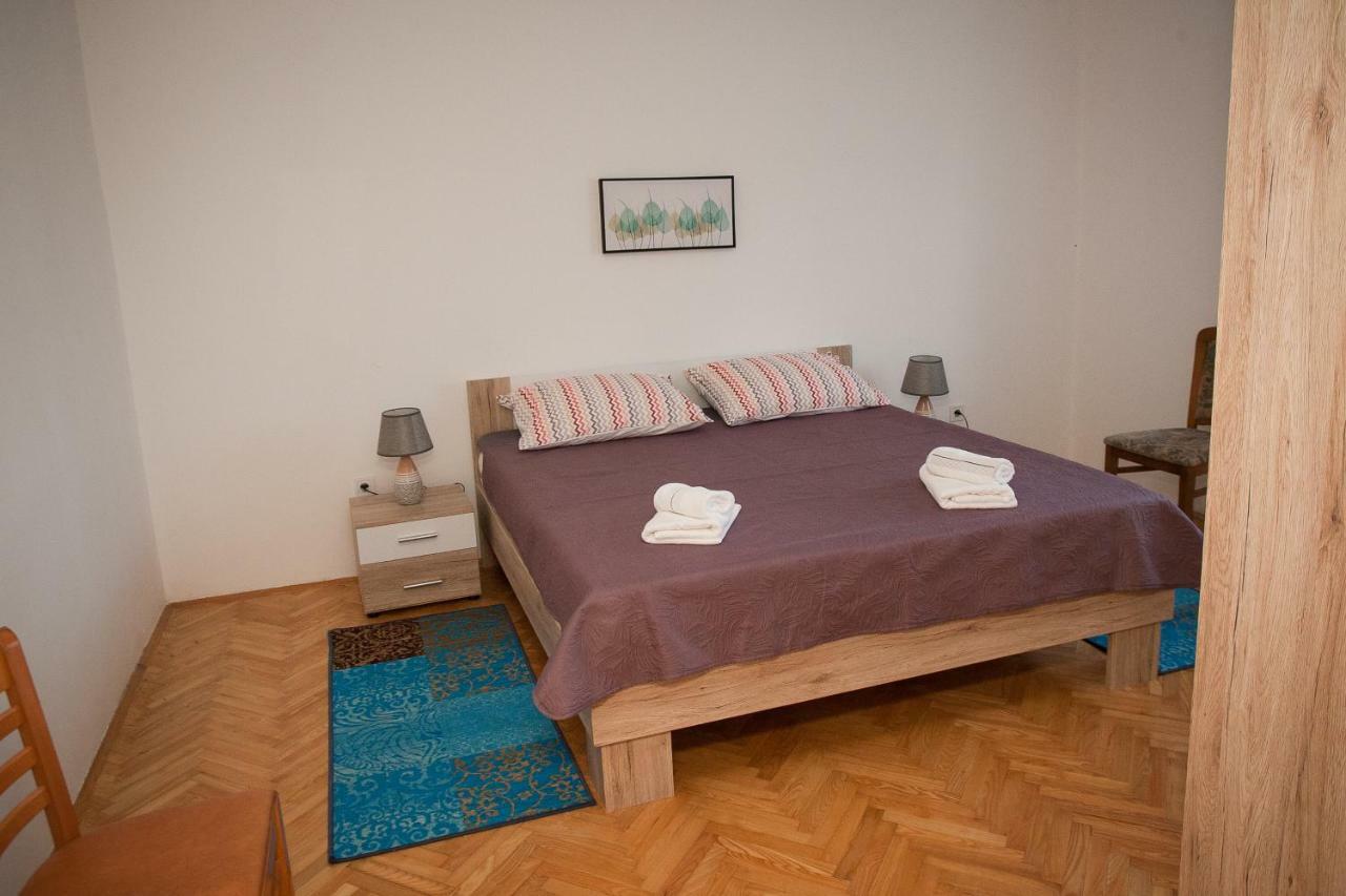 Apartman Ana Radovin Exterior photo