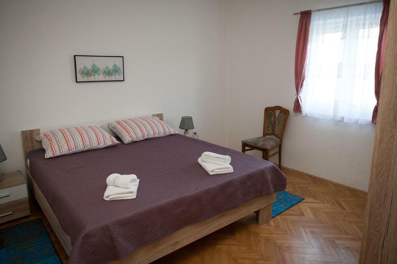 Apartman Ana Radovin Exterior photo